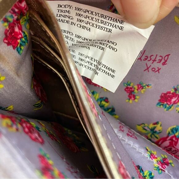 Betsey Johnson Black Faux Vegan Leather Wallet - Picture 4 of 8